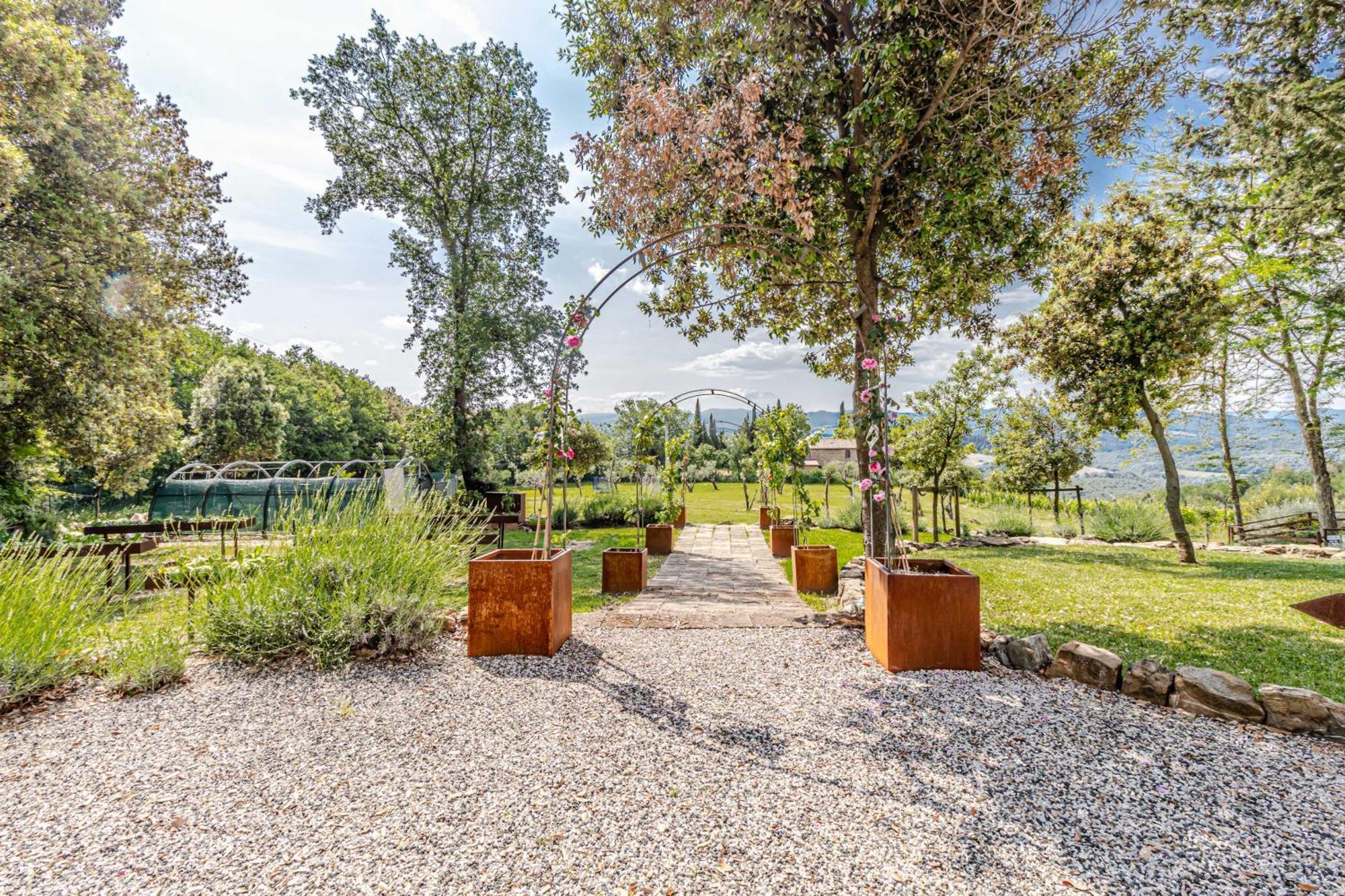 Chateau La Siroque Montecatini Val di Cecina Exterior photo